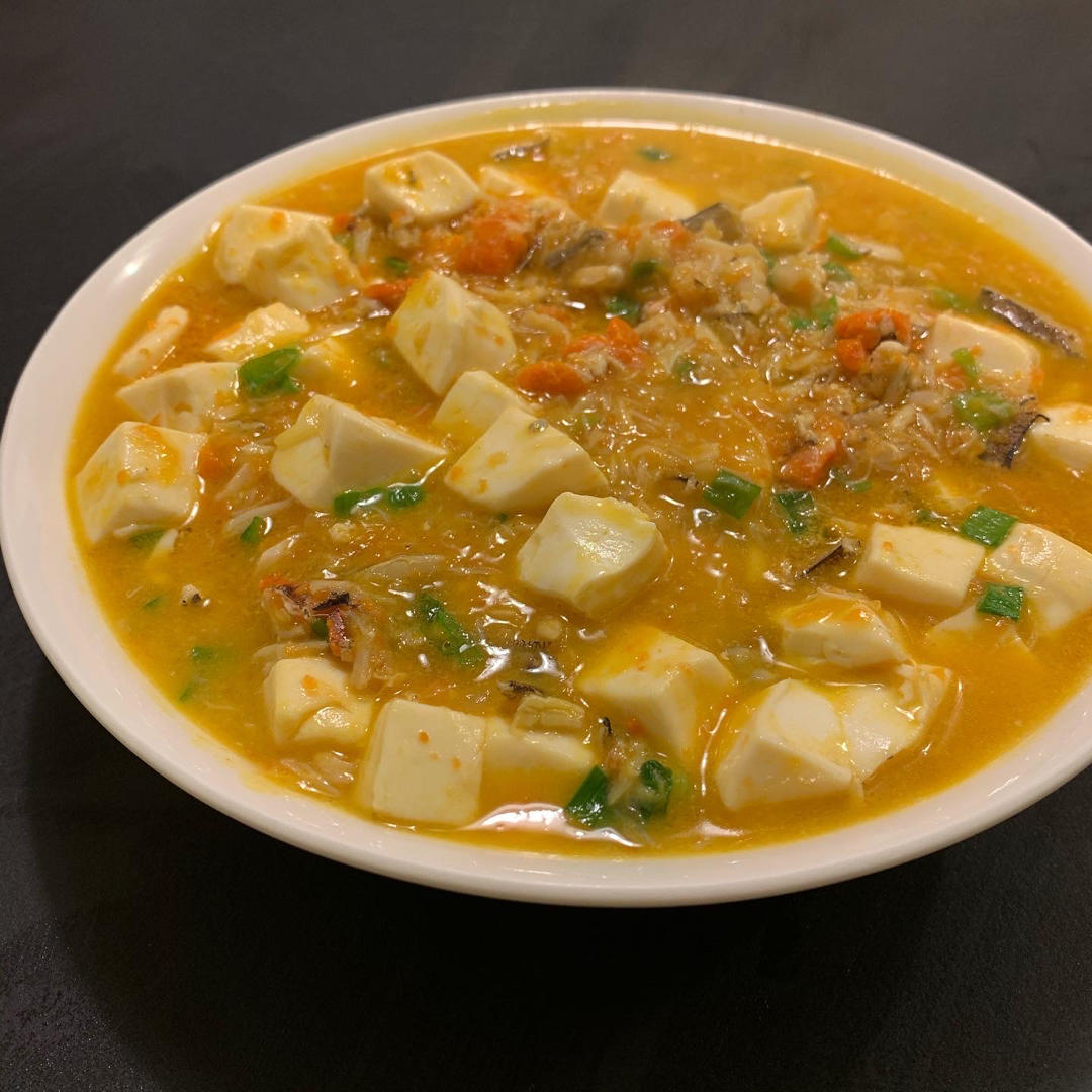 蟹粉烩豆腐