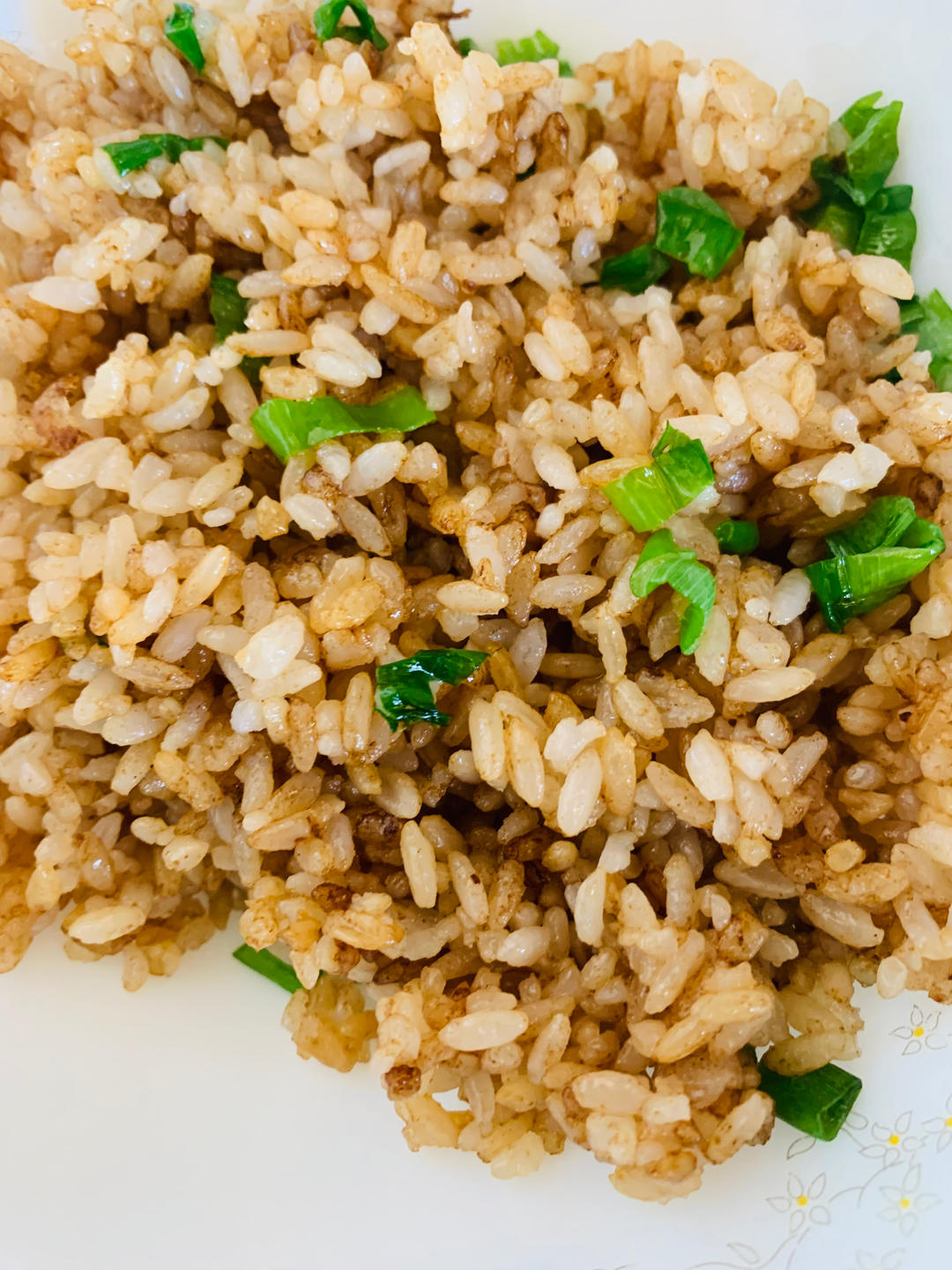 好吃到舔盘的酱油炒饭！