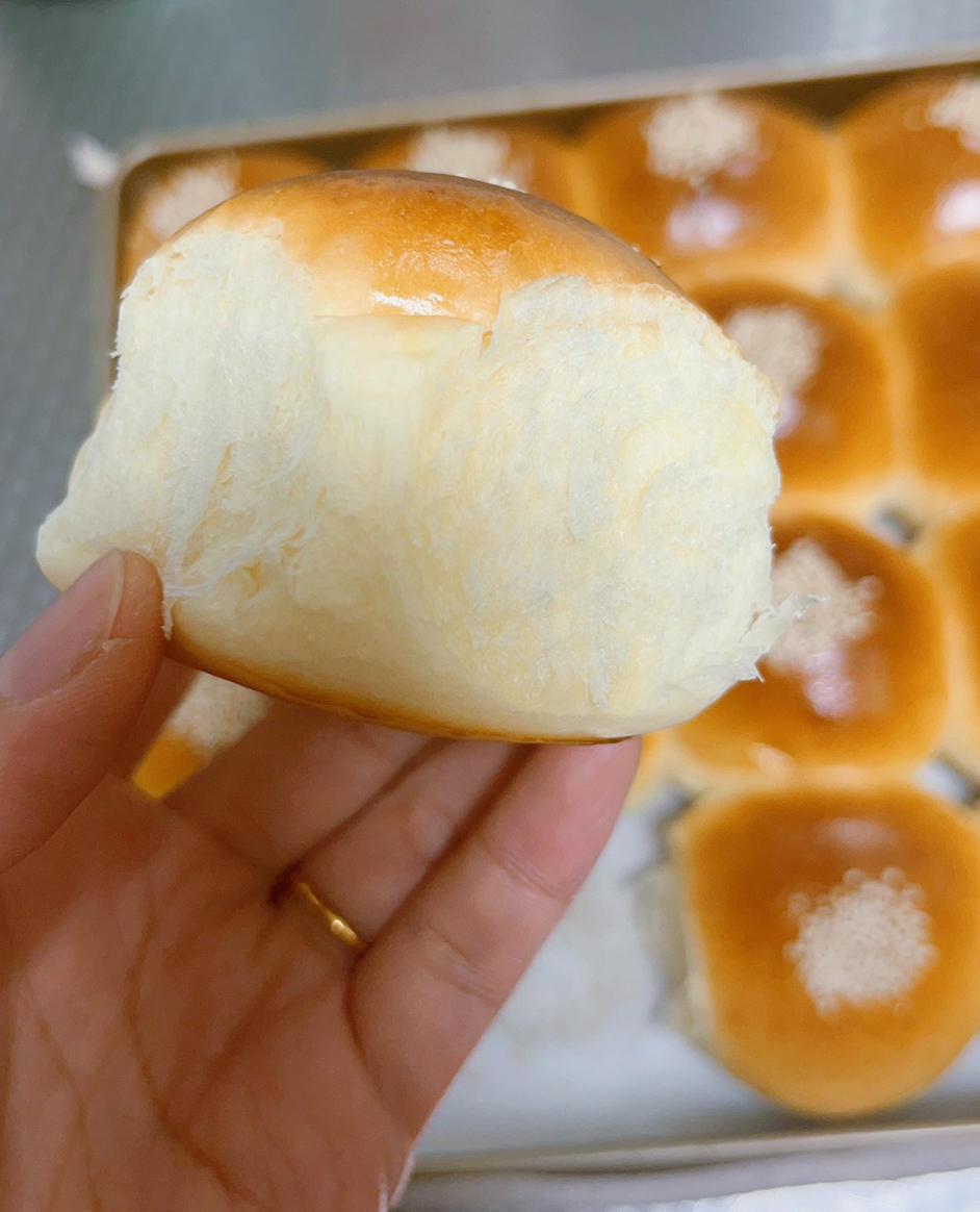 🥛超简单快手，柔软拉丝，一次发酵，牛奶小餐包