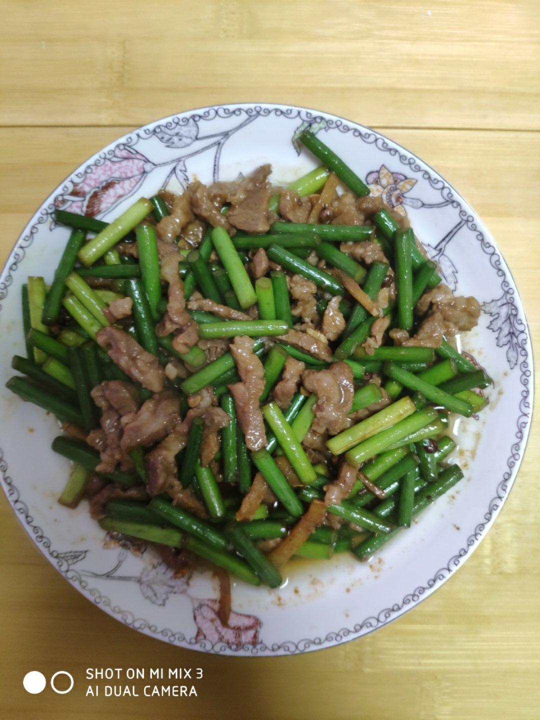 蒜薹炒肉丝