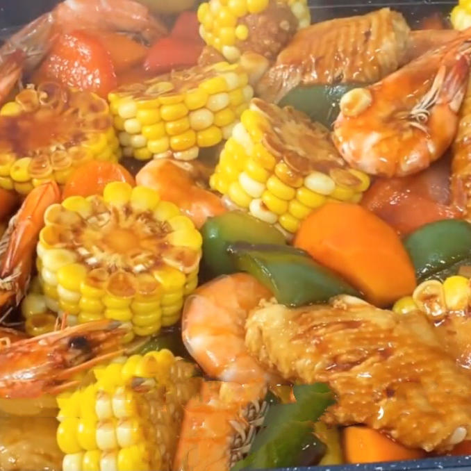 鲜香入味的鲜虾鸡翅玉米煲|美味一锅端