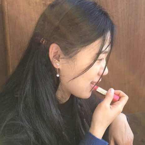 爱巧克力的玲儿