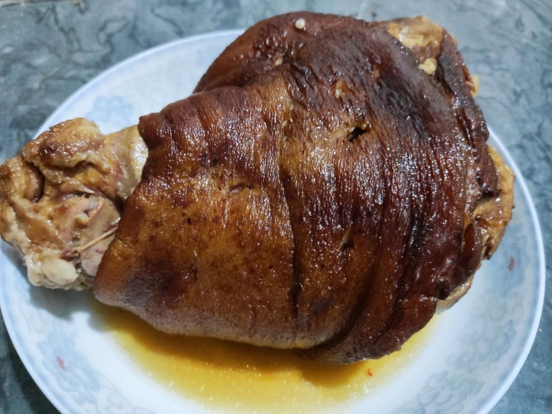 【红烧肘子】（家庭版卤蹄膀）