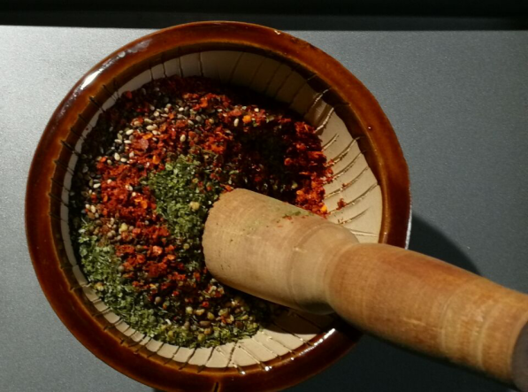 神奇的日式七味唐辛子 有点辣又很香的复杂味道 圆满素食的做法步骤图 圆满素食 下厨房