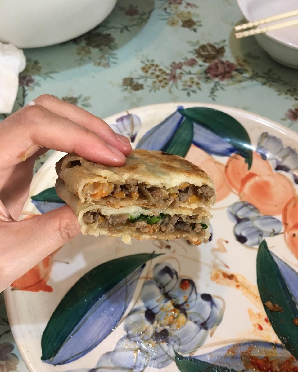 【牛肉千层饼】啊！肉饼！千层！酥香！过瘾！