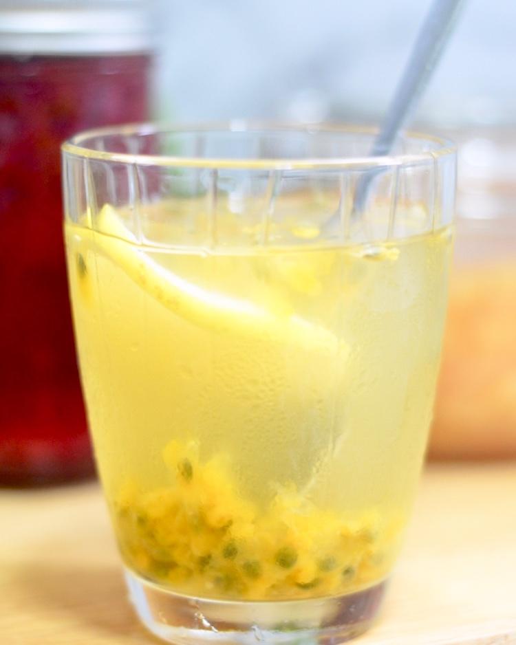 百香果水果茶