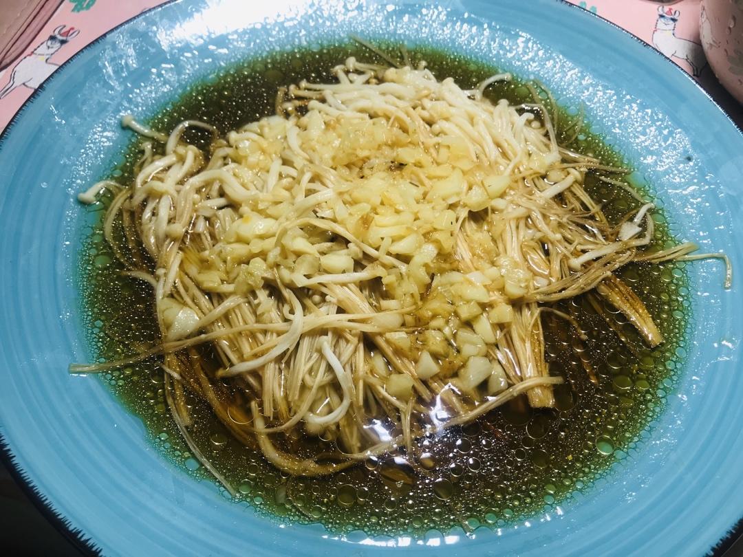 蒜蓉蒸金针菇
