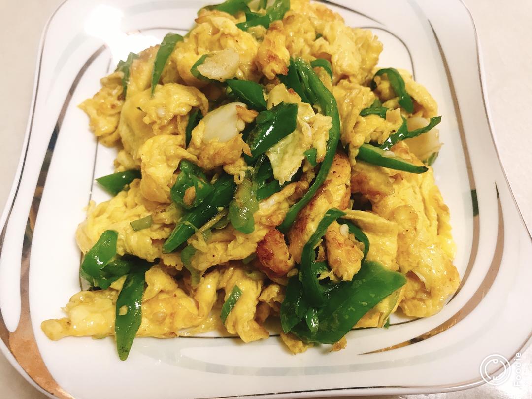 尖椒炒鸡蛋的做法
