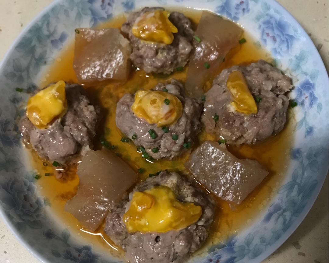 蛋黄肉饼的做法