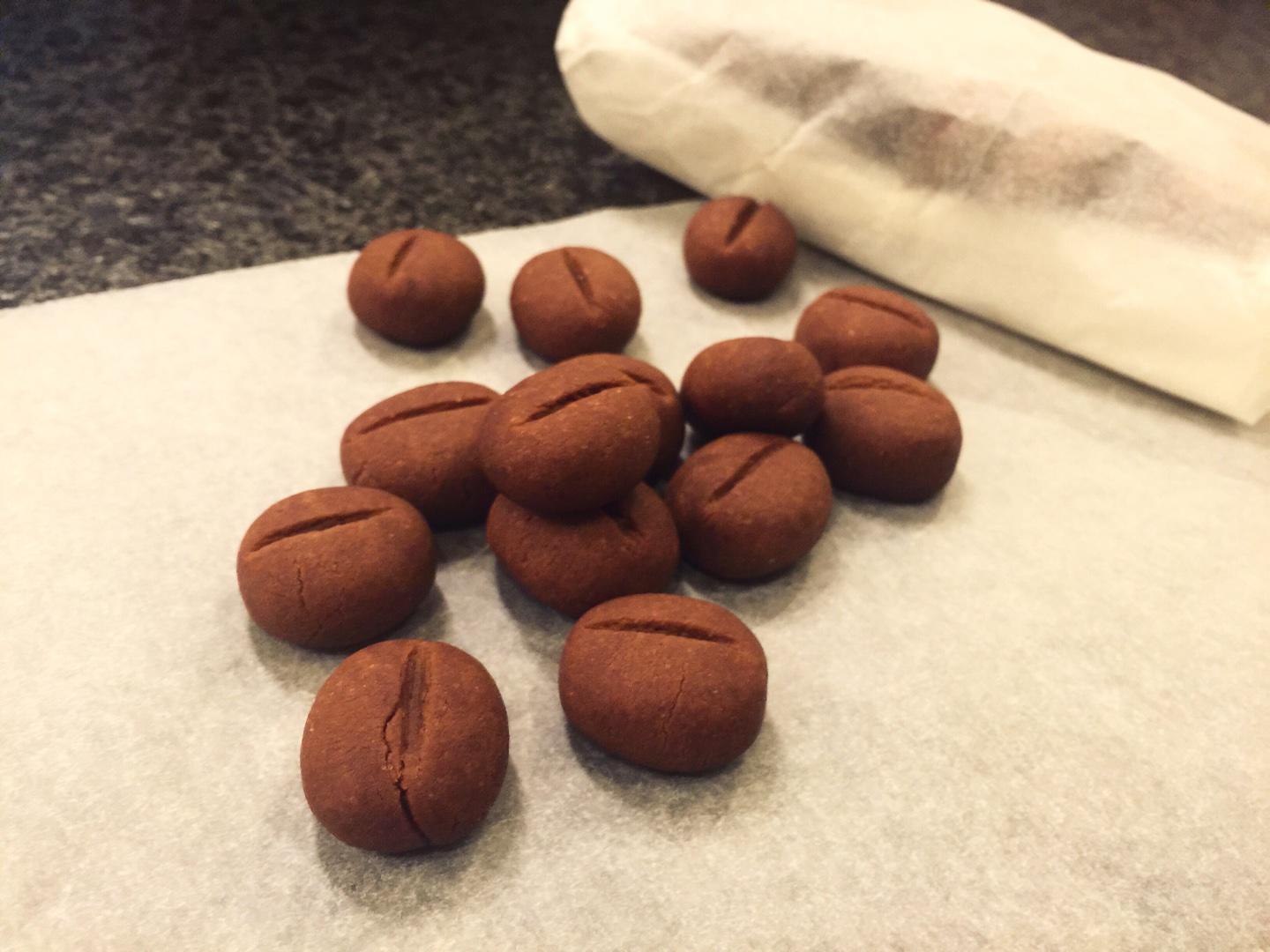 咖啡豆硬饼干的做法