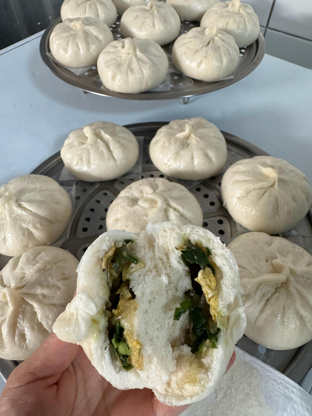 韭菜粉条鸡蛋包子