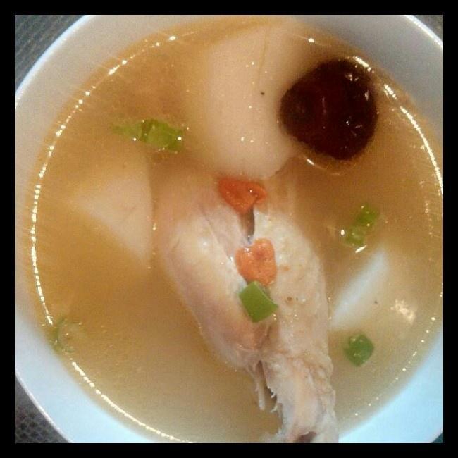 山药炖鸡