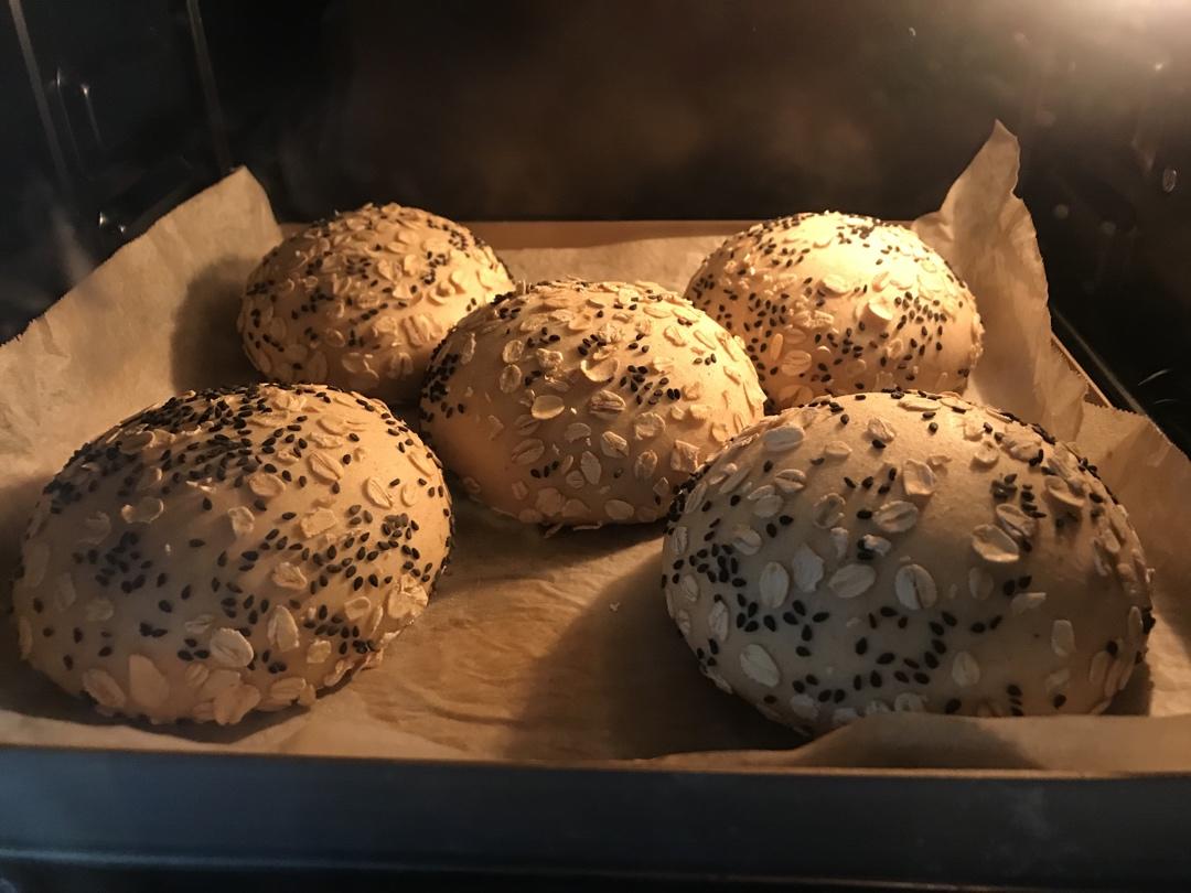 比面包好吃的全麦汉堡胚（一次发酵）