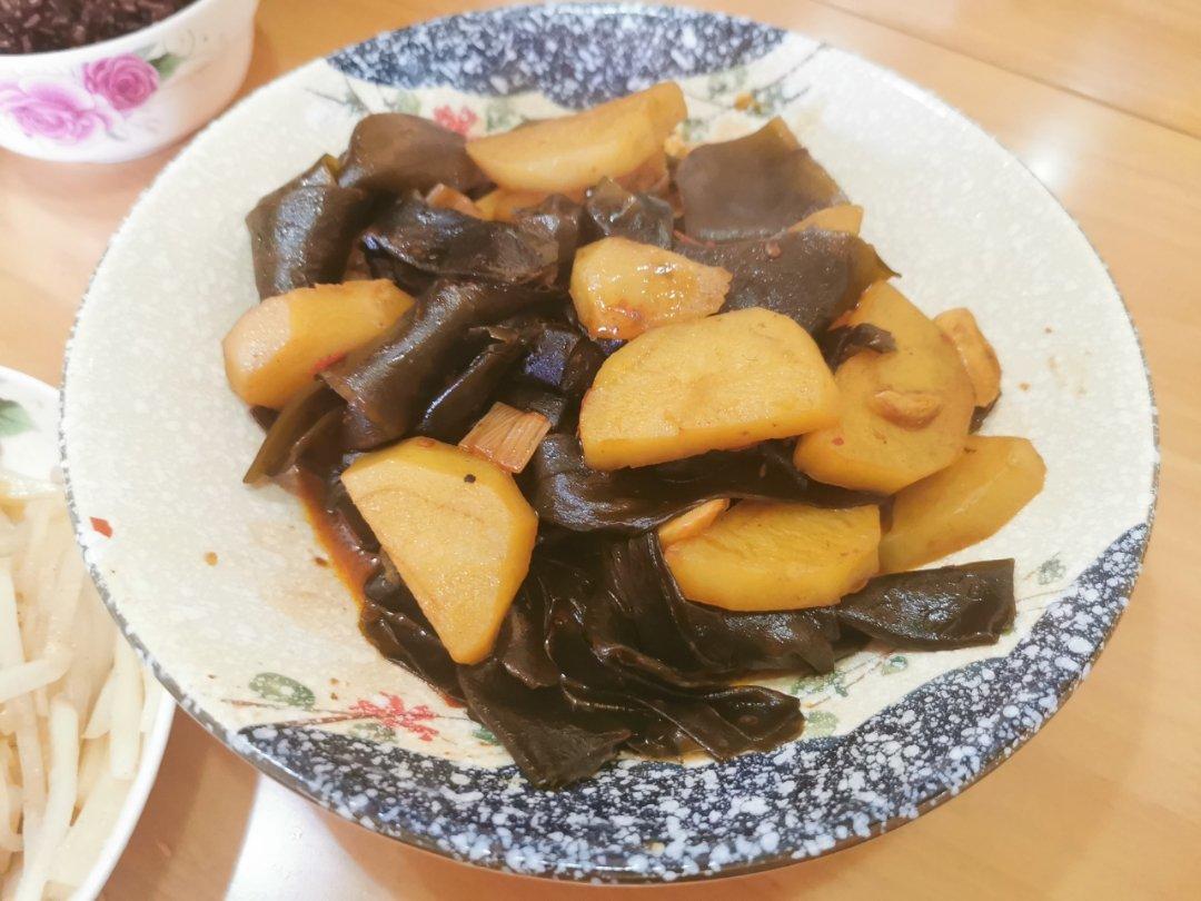 烧土豆海带