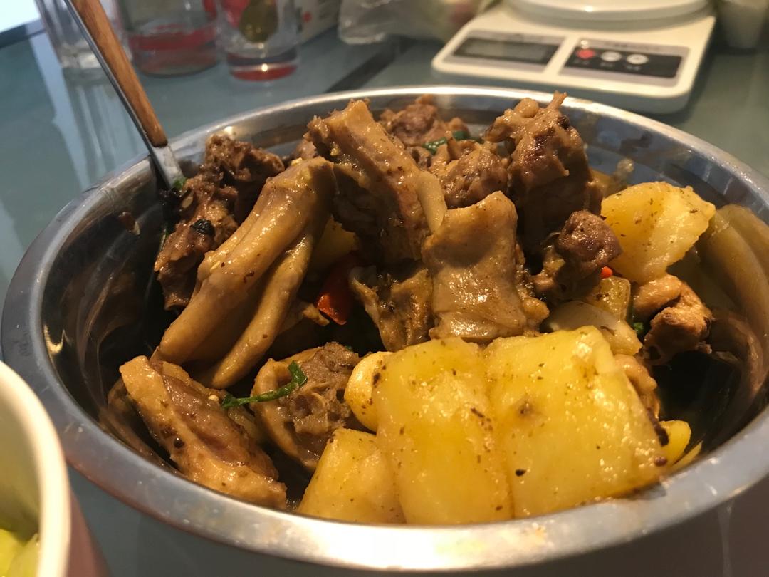 土豆烧啤酒鸭-快手且香料很少的版本