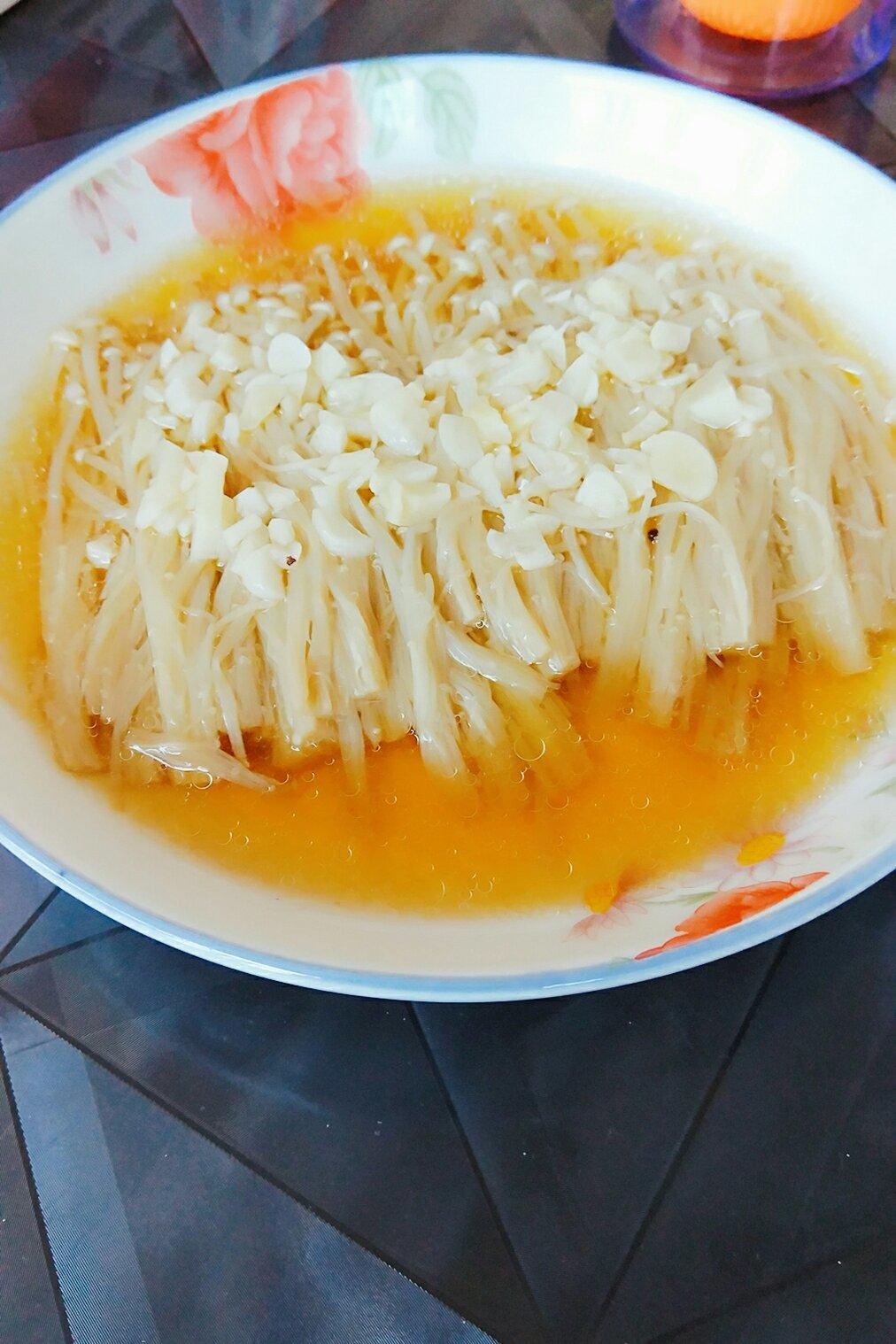 蒜蓉蒸金针菇