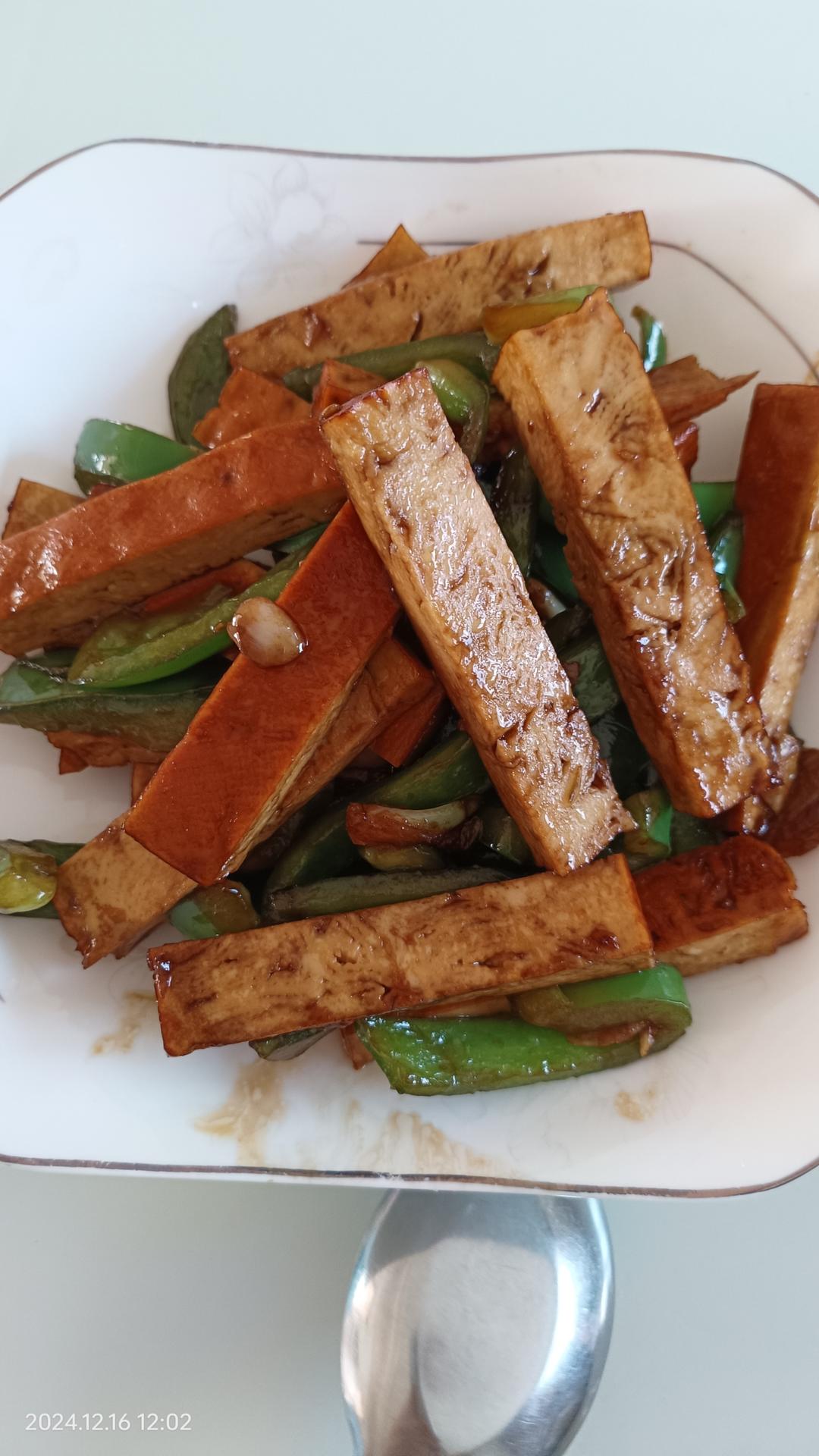 青椒炒豆干