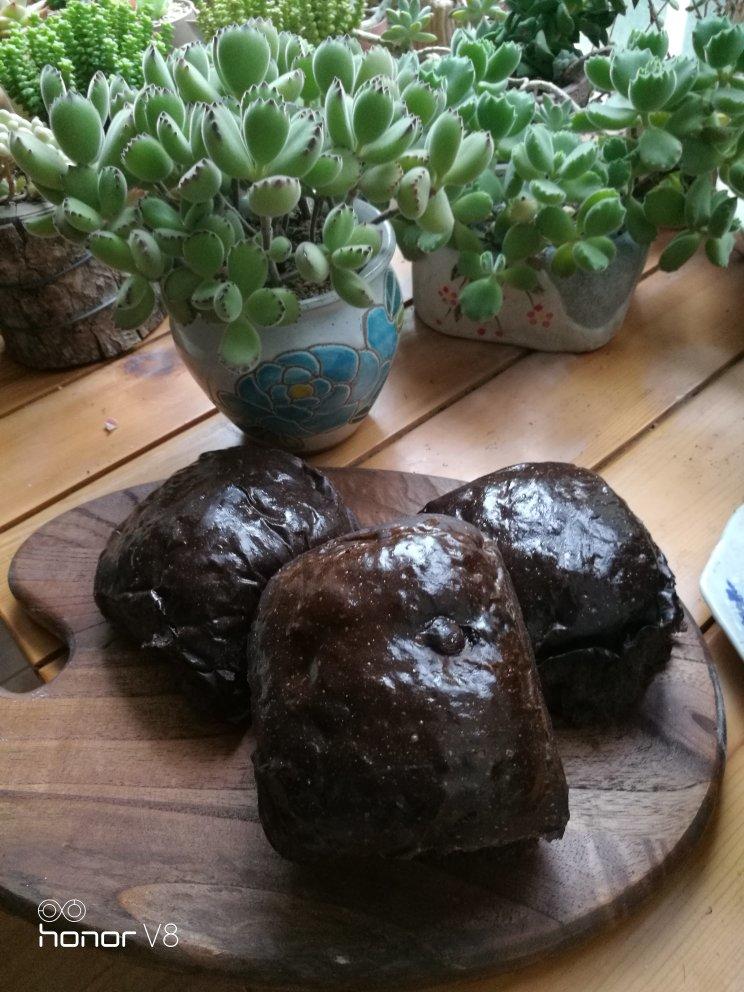 黑眼豆豆面包