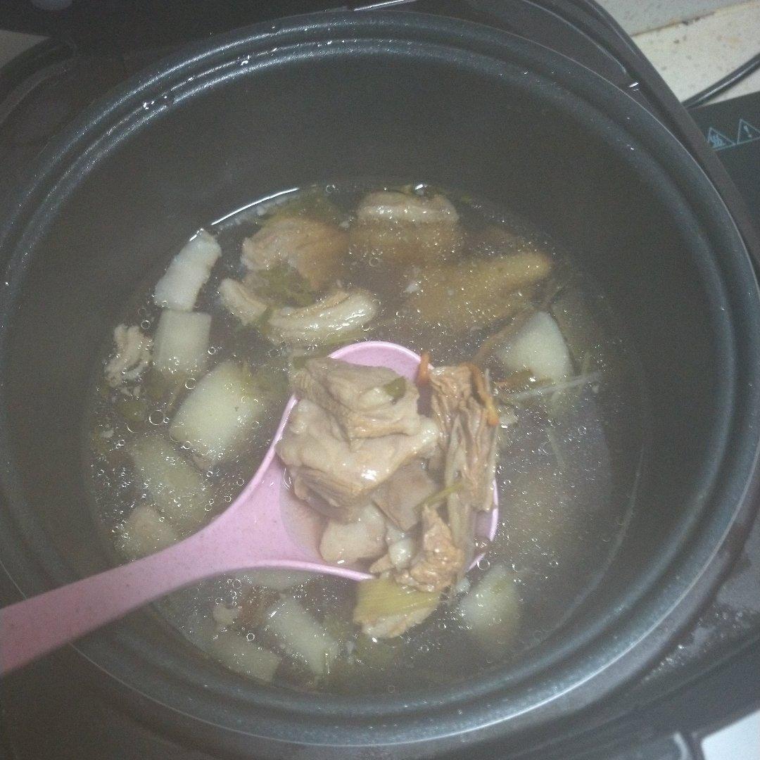 冬日御寒羊肉汤