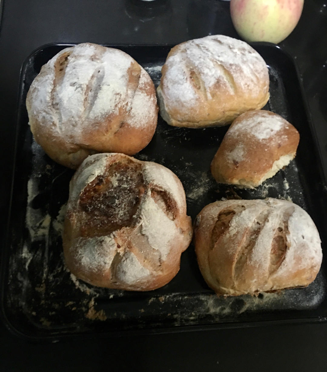 蜜红豆椰蓉软欧包