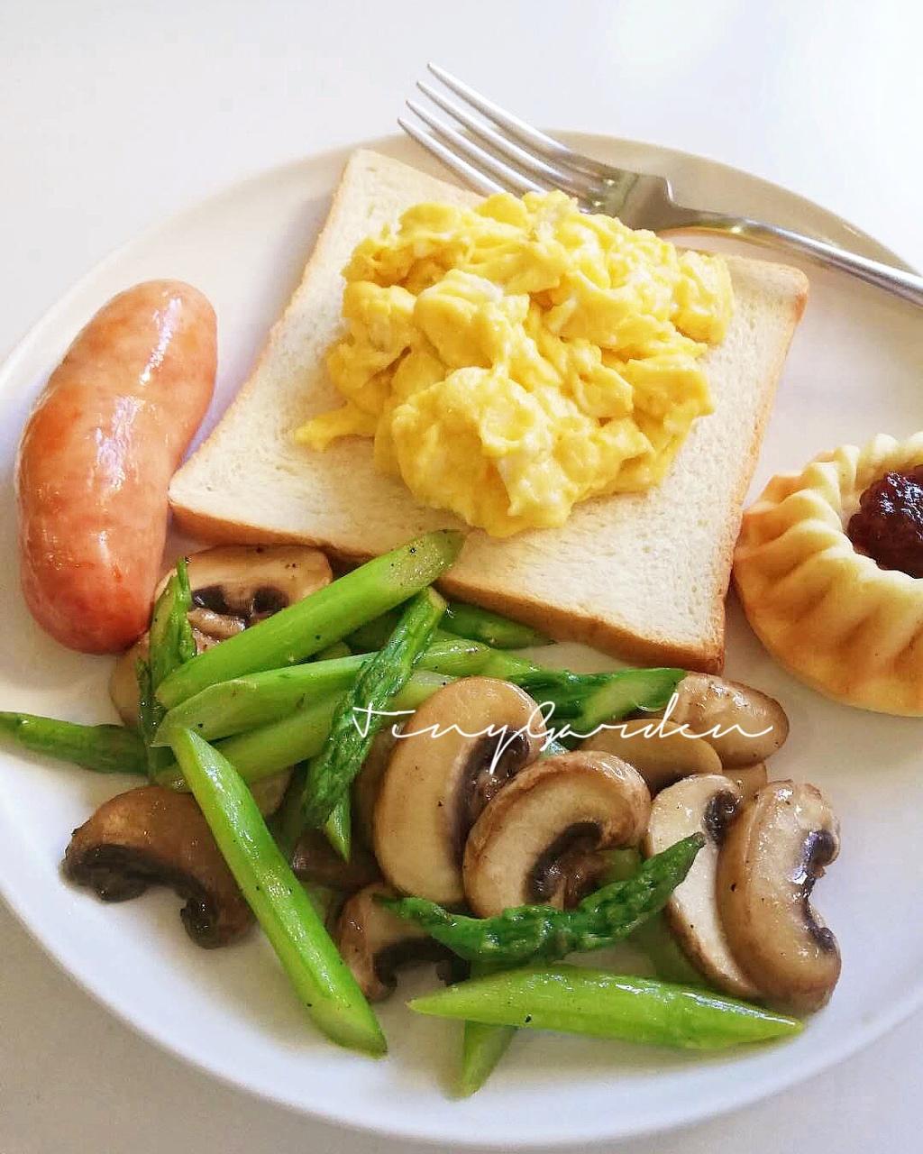 Tiny Garden刺绣花园厨房