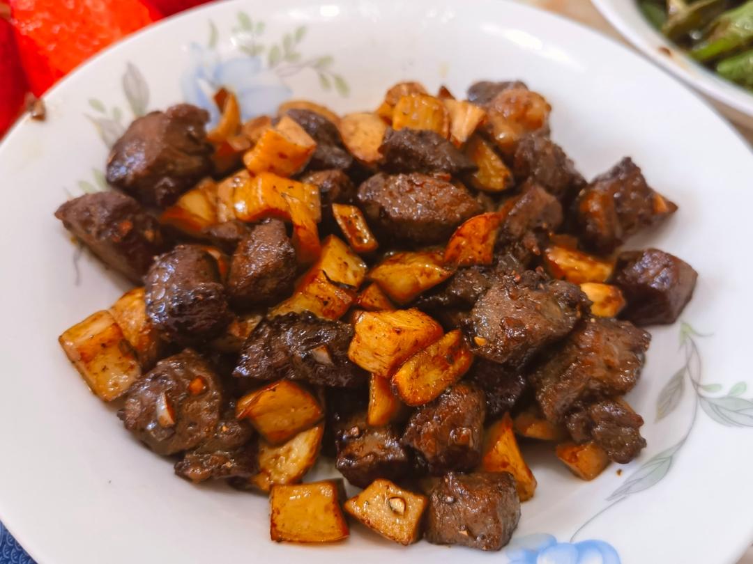 黑蒜子牛肉粒-津门秘方-家庭制作详细版