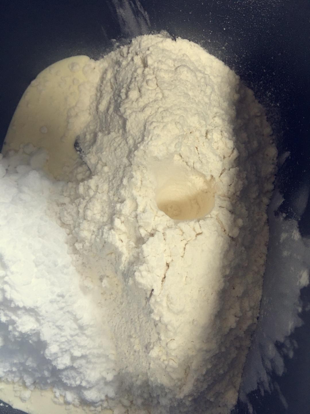 纯奶手撕吐司的做法 步骤1