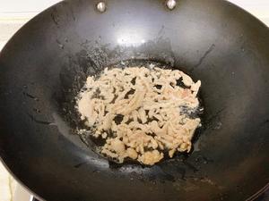 洋葱青椒炒肉丝的做法 步骤2