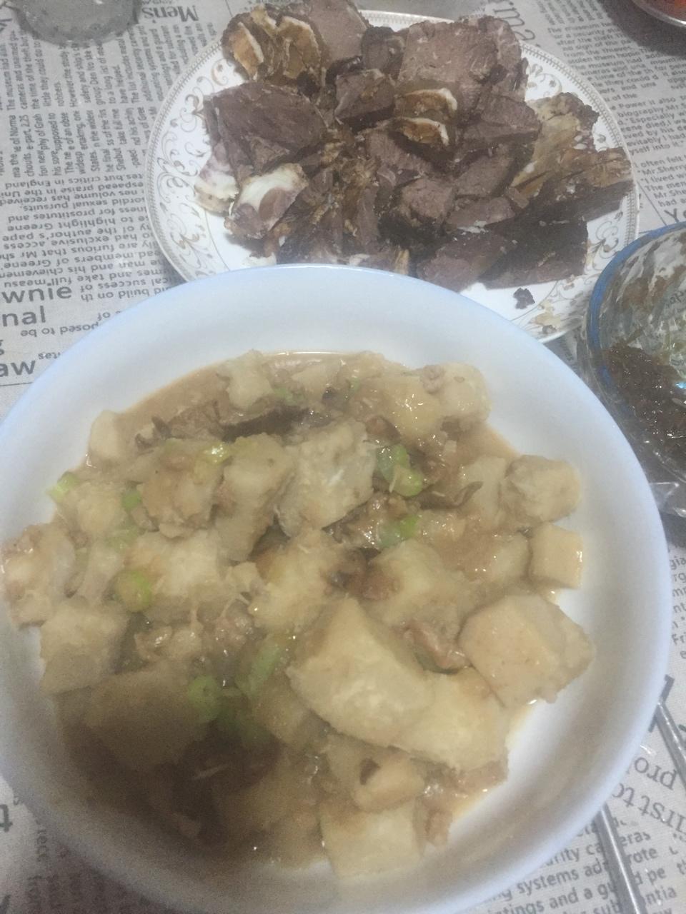 香菇肉末焖香芋(宝贝最喜欢吃的菜之一)