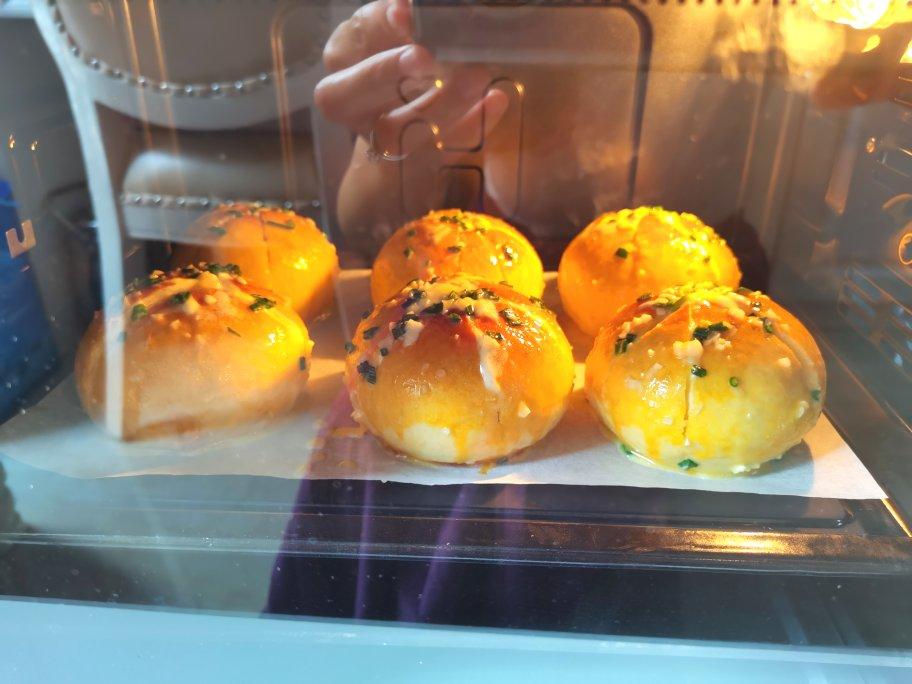 网红蒜香奶酪面包，好吃到爆炸