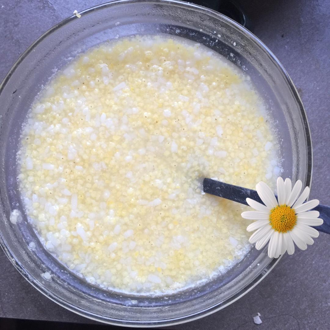 小米大米玉米糁粥