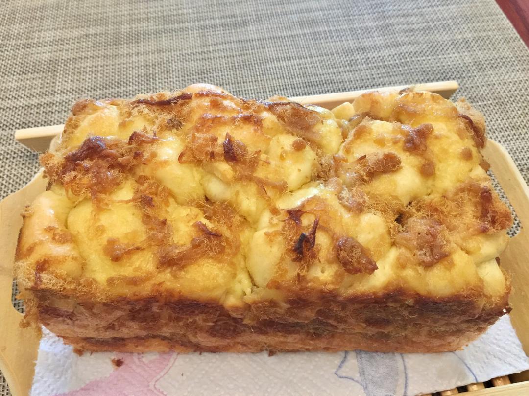 柔软手撕肉松面包的做法