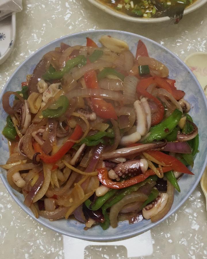 爆炒鱿鱼须