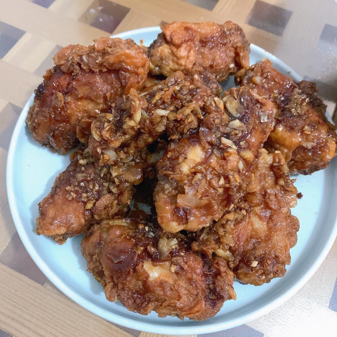 韩式炸鸡之酱油蜂蜜炸鸡🍯.好吃到词穷