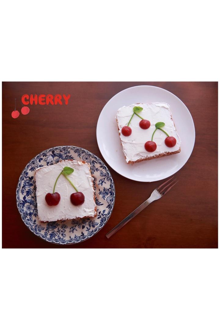 樱桃开放式吐司