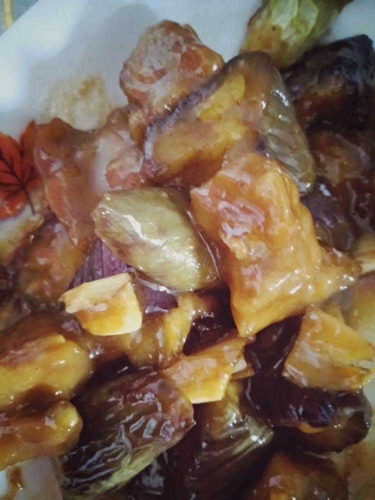 溜肉段烧茄子（东北硬菜呀哈哈）
