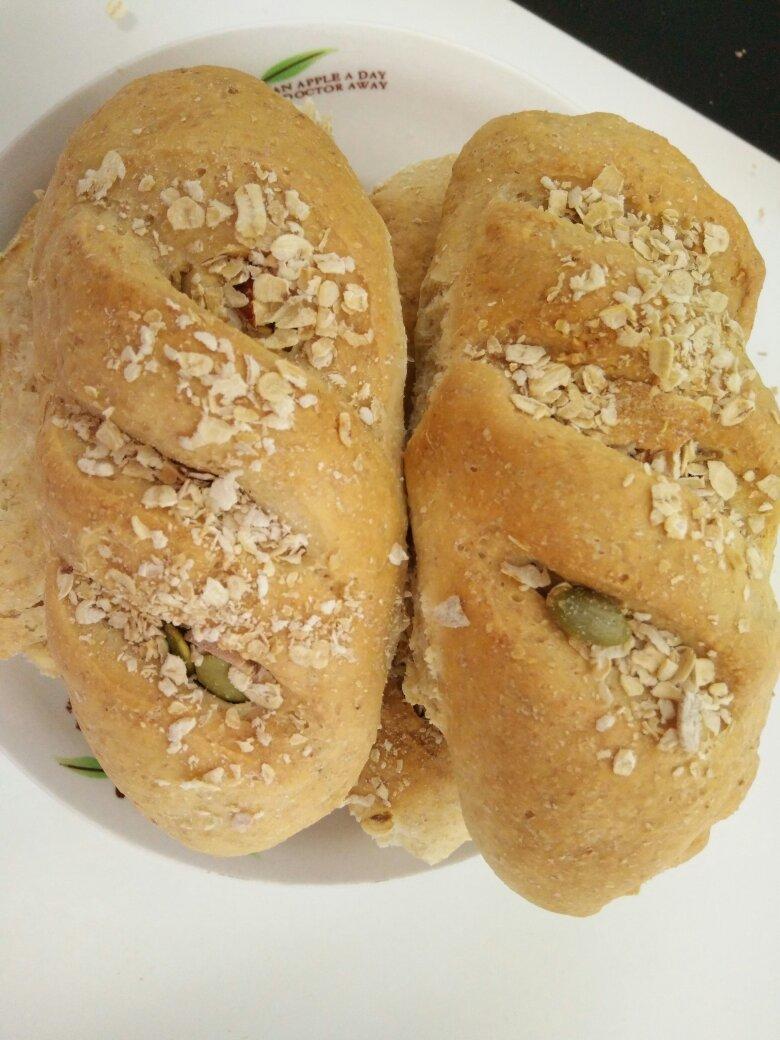 全麦面包，无油，无糖，无蛋，超简单！