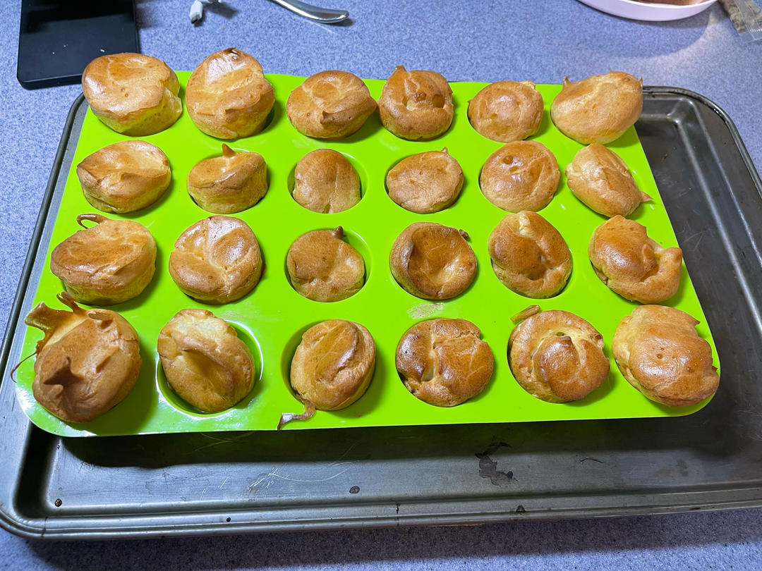 简单易成功的奶油小泡芙做法