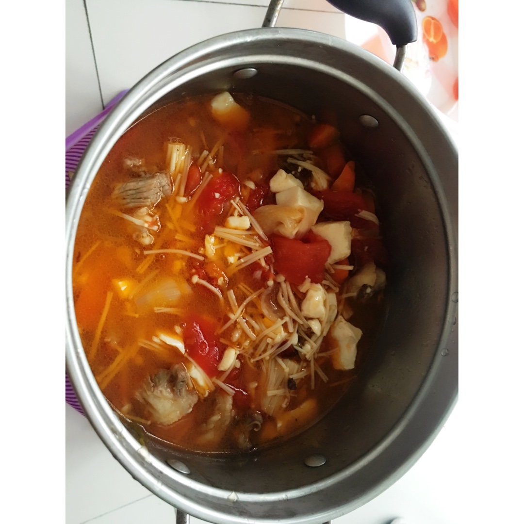 西红柿牛腩炖豆腐