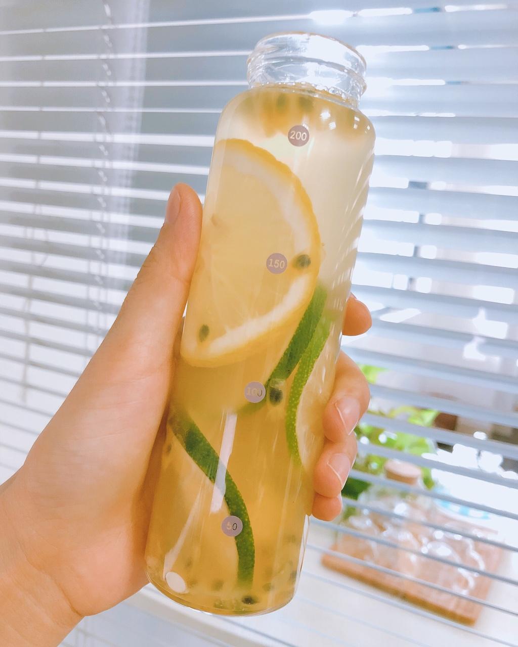 百香果的朴素吃法（百香果汁）