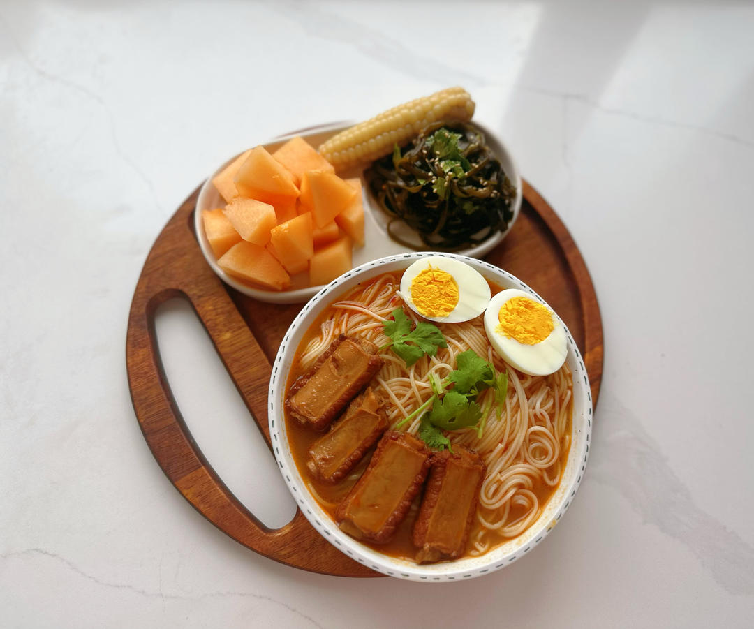 中学生早餐记录