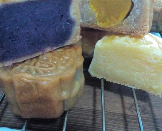 紫薯月饼+蛋黄莲蓉月饼的做法