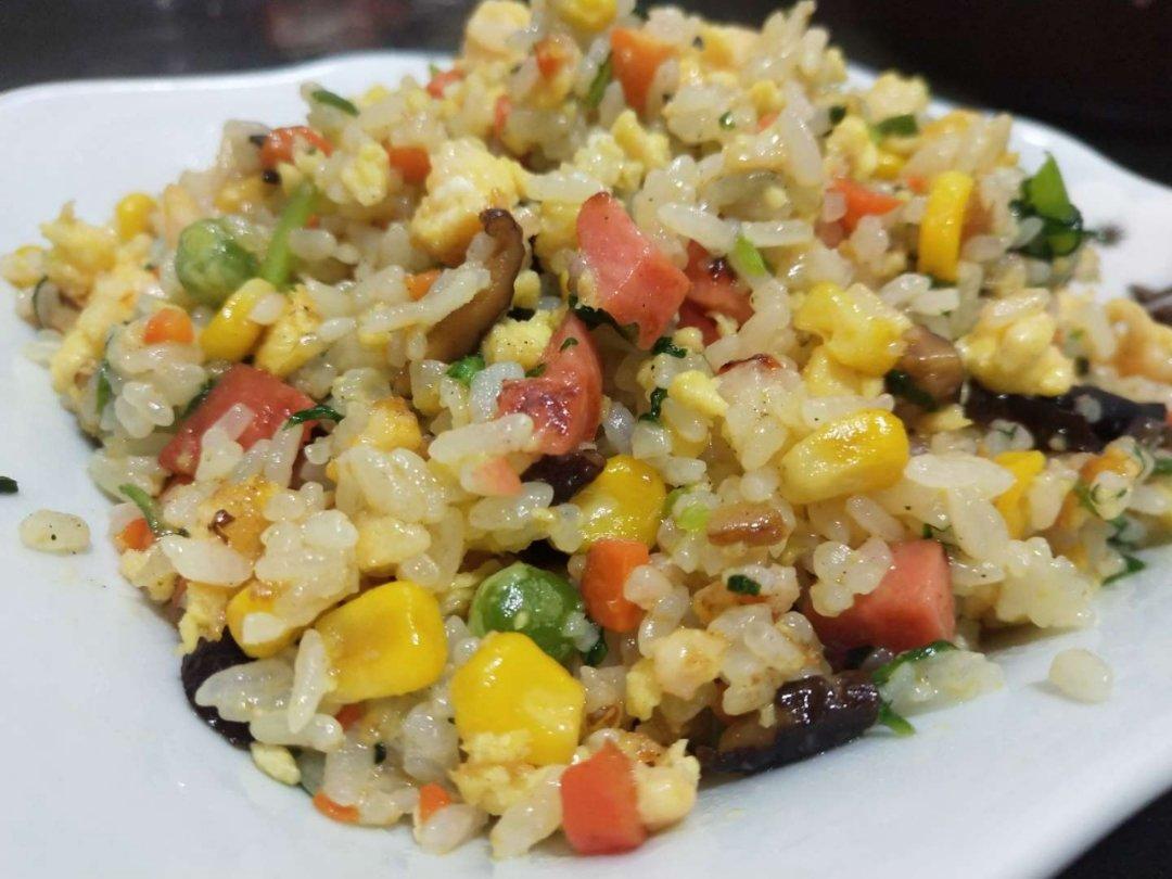 家常蛋炒饭