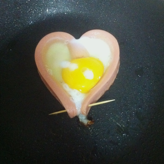 爱心煎蛋