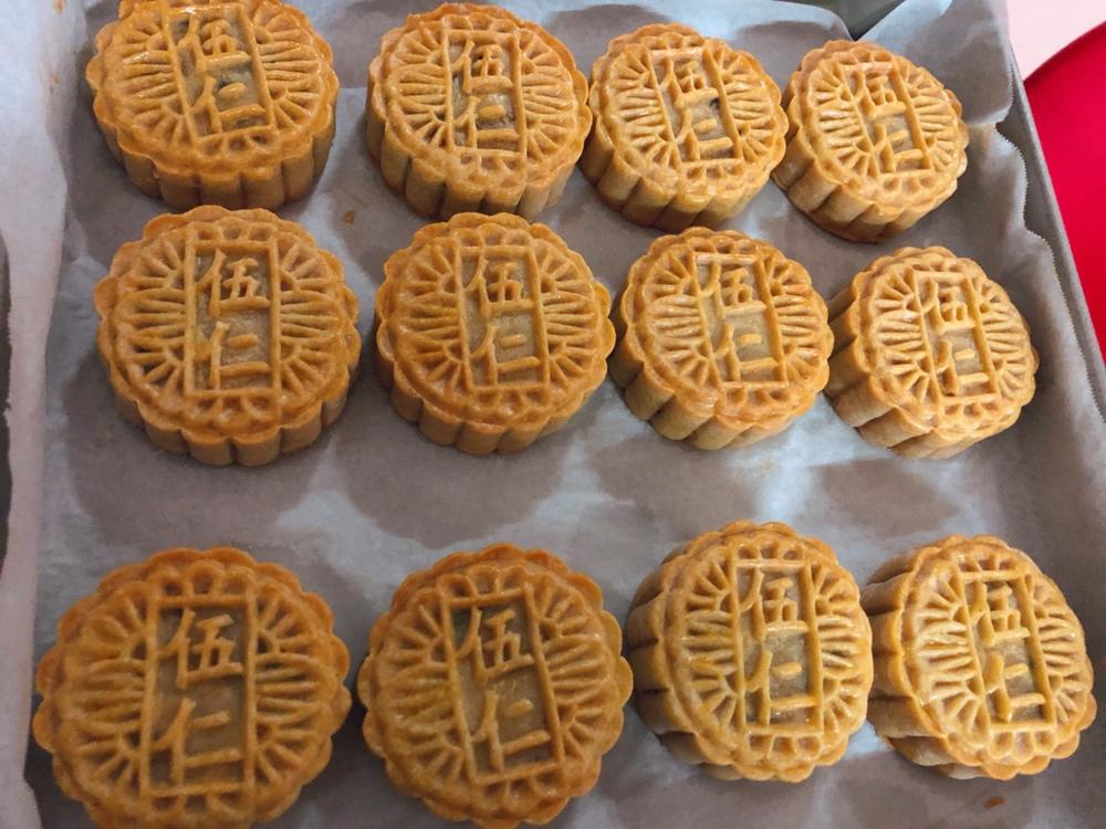 广式五仁月饼