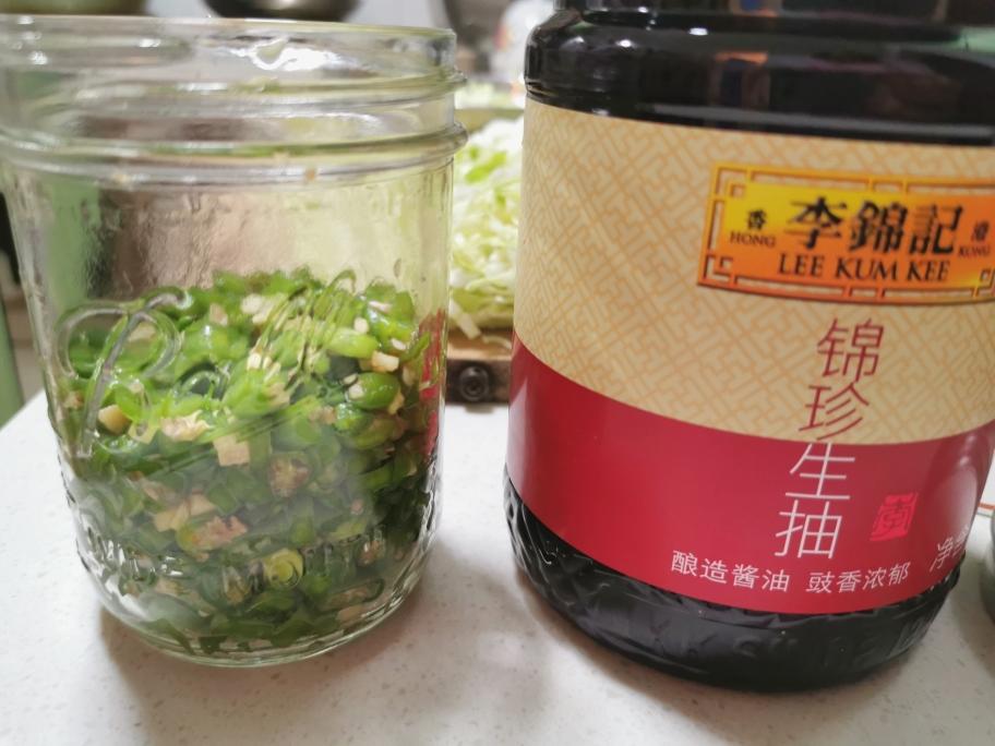 快手佐餐小菜--无油酿辣椒的做法 步骤12