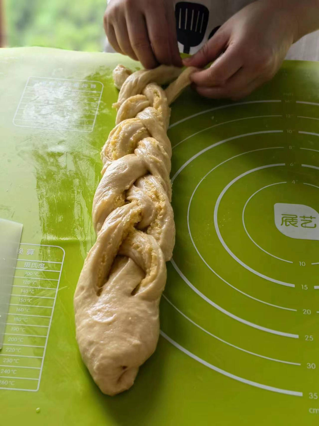 软到不知所措的牛奶卷