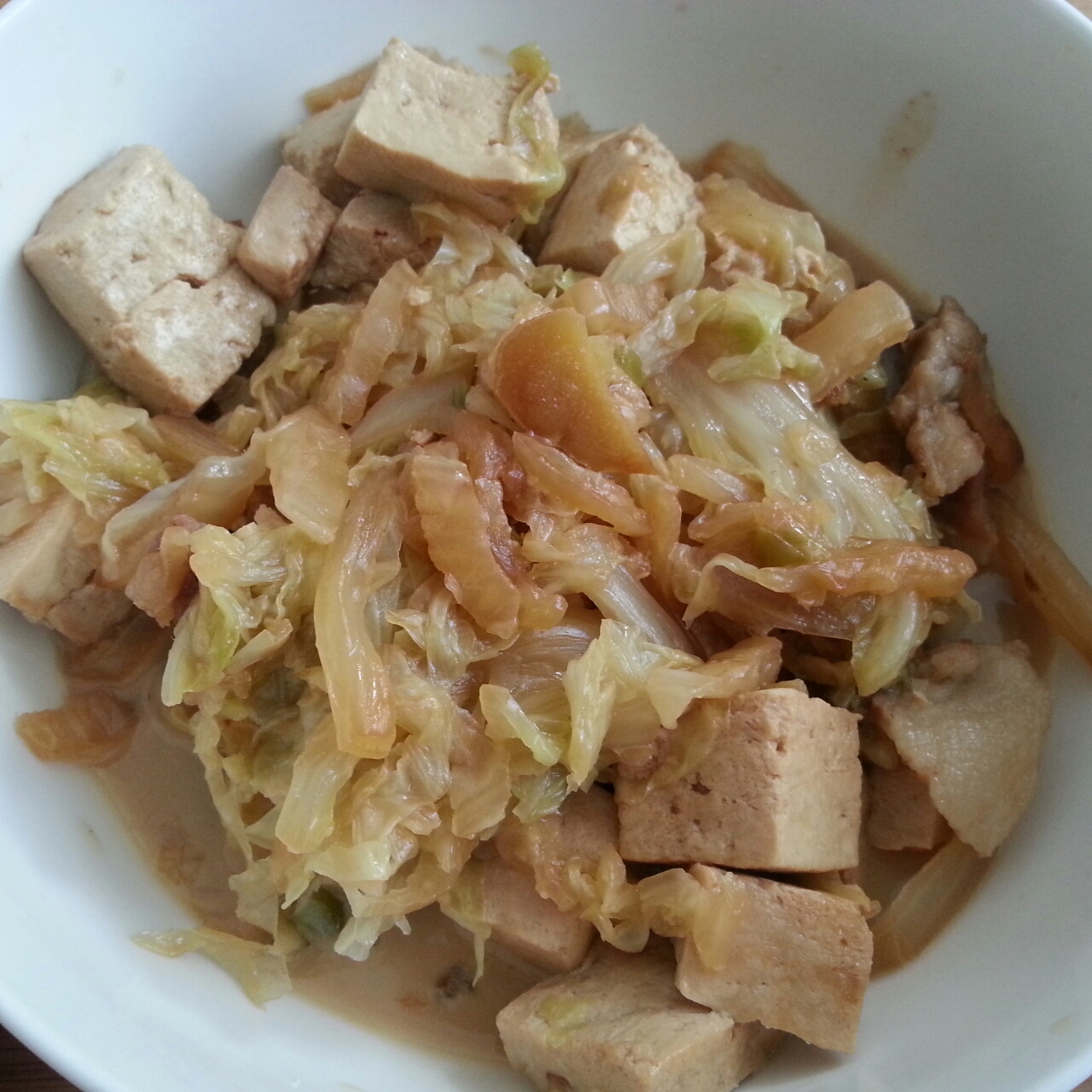 白菜炖冻豆腐