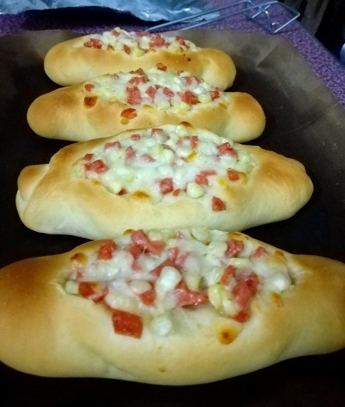 玉米火腿沙拉面包