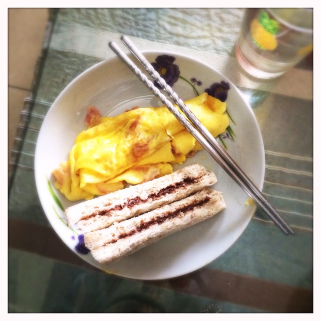 #爱自己，好好吃早餐# 十分钟搞定【芝士蔬菜鸡蛋饼】